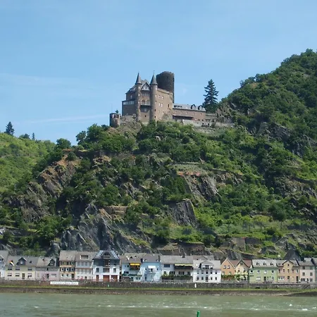 Mit Balkon Und Rheinblick By Interhome شقة
